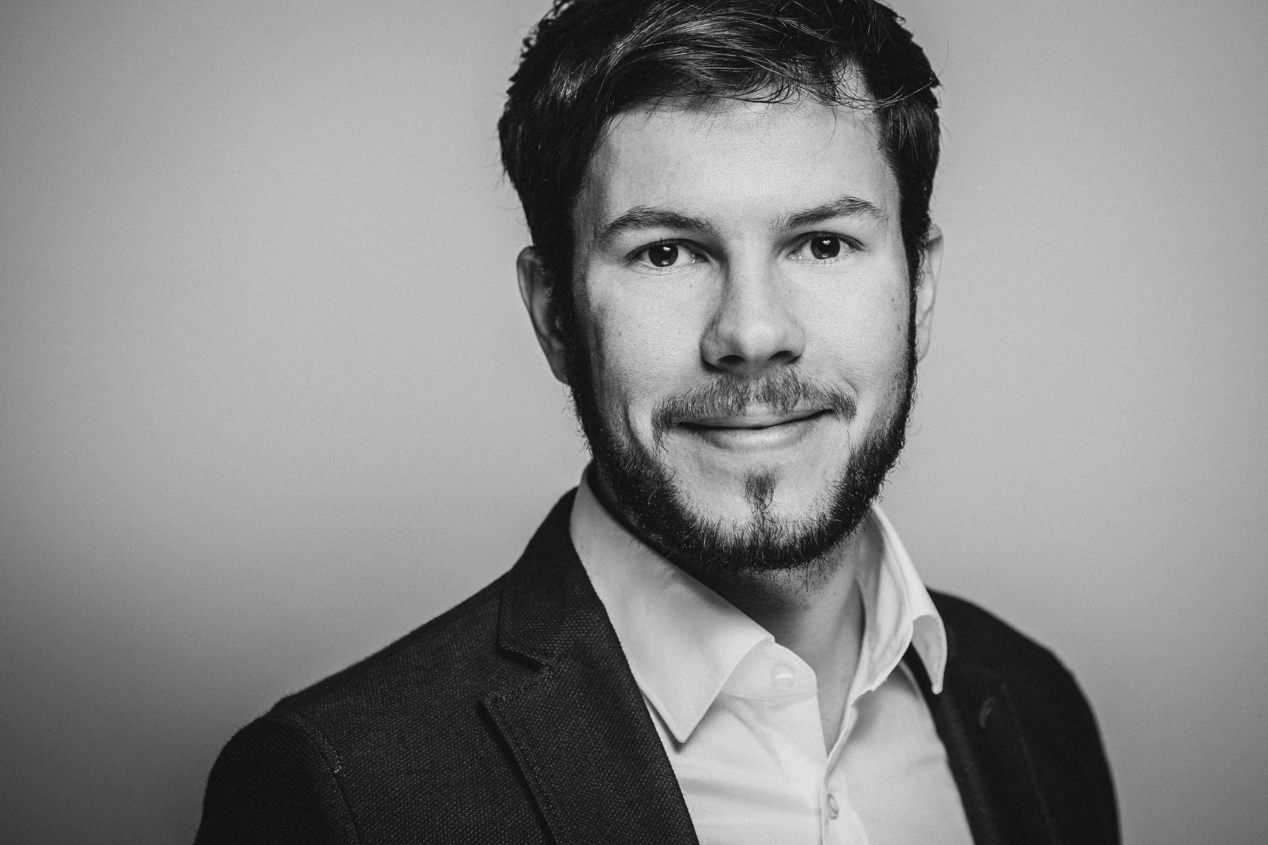 Kevin Barros Weiser — Enneagram Guide
